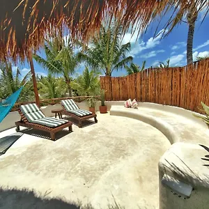 Casa Cacahuate Holbox-casa Entera Con Jardin-whole House With Garden , Isla Holbox Mexico